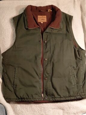 Green Powder River Outfitters Vest